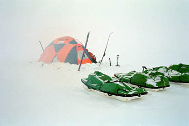 tent.seldge.snow.19.17